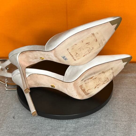 Veronica Beard Lisa White Satin Chain link Ankle Stiletto Pointed Toe Heel 7.5 - Picture 6 of 7